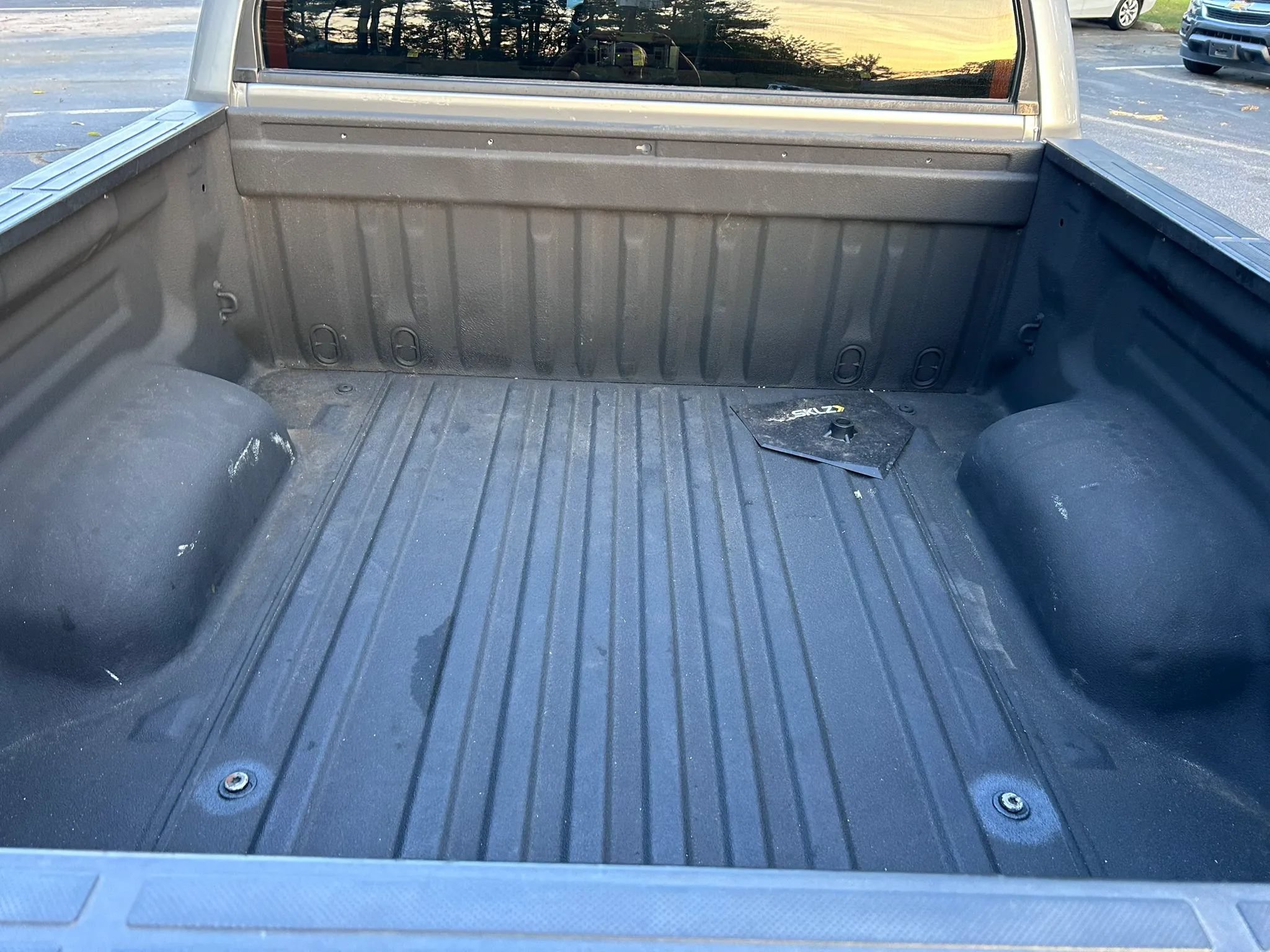 Used 2018 Toyota Tundra SR5 w/ SR5 Upgrade Package RWD image 5