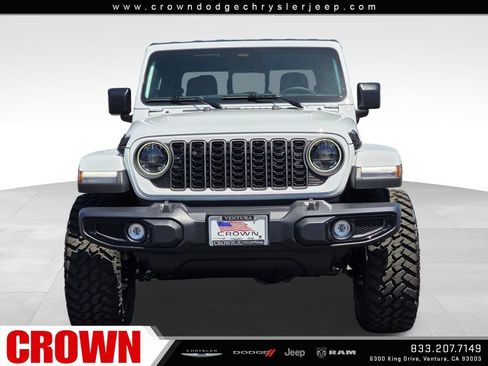 New 2026 Jeep Gladiator Sport AWD/4WD image 2