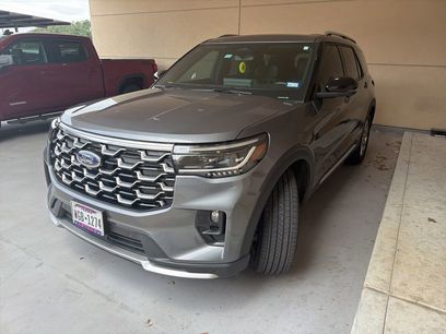 Used 2025 Ford Explorer Platinum