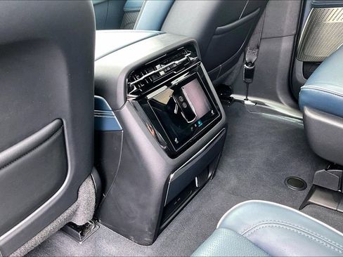 Certified 2025 Cadillac Escalade IQ Luxury 2 w/ LPO, Premium Carpet Package AWD/4WD image 10