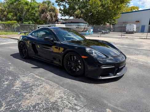 Used 2020 Porsche 718 Cayman GT4 RWD image 85