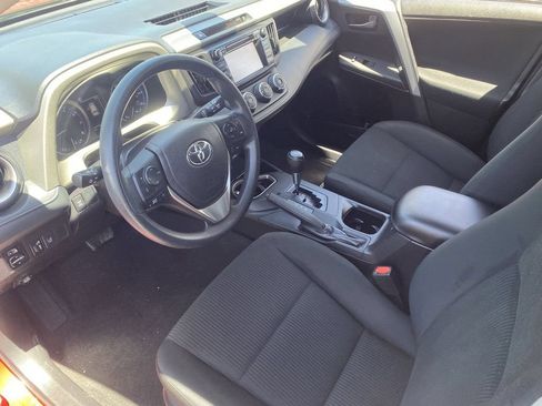 Used 2017 Toyota RAV4 LE w/ Carpet Mat Package AWD/4WD image 16