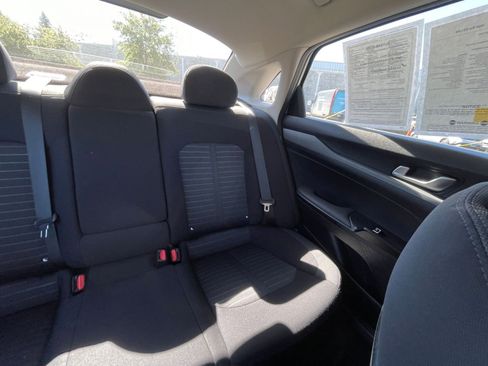 Used 2025 Kia K5 LXS image 36