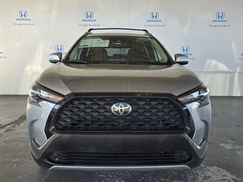 Used 2023 Toyota Corolla Cross LE image 31