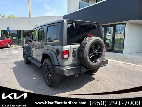 Used 2022 Jeep Wrangler Unlimited Sport AWD/4WD image 10