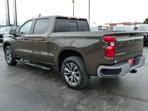 Certified 2024 Chevrolet Silverado 1500 LT w/ Z71 Off-Road Package AWD/4WD image 9