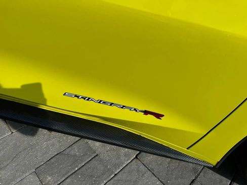 Used 2022 Chevrolet Corvette Stingray Premium Cpe w/ Z51 Performance Package RWD image 4