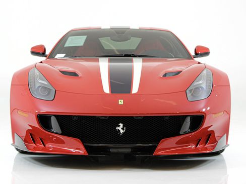 Used 2017 Ferrari F12tdf RWD image 11