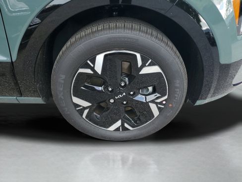 New 2026 Kia Niro Wind FWD image 29