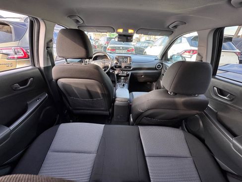 Used 2019 Hyundai Kona SEL image 9