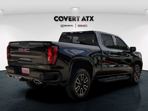Used 2025 GMC Sierra 1500 AT4 w/ AT4 Premium Package AWD/4WD image 7