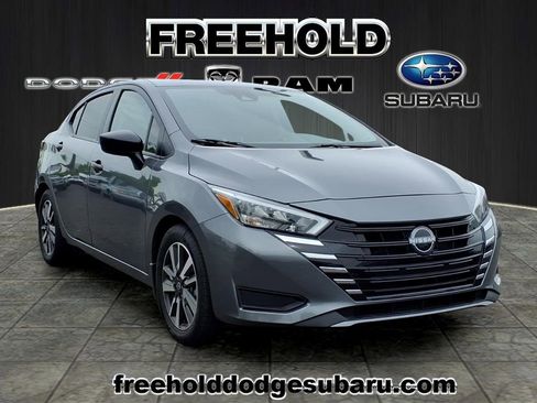 Used 2025 Nissan Versa S w/ S Plus Package FWD image 1