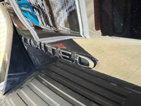Used 2024 Ford Expedition Limited AWD/4WD image 38