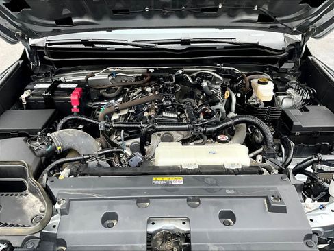 Used 2024 Toyota Tacoma TRD Off-Road image 30