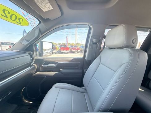 Used 2025 Chevrolet Silverado 2500 LT AWD/4WD image 31