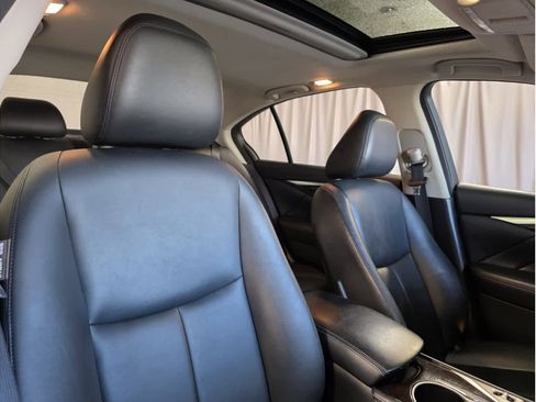 Used 2018 INFINITI Q50 Luxe w/ Cargo Package (L95) image 11