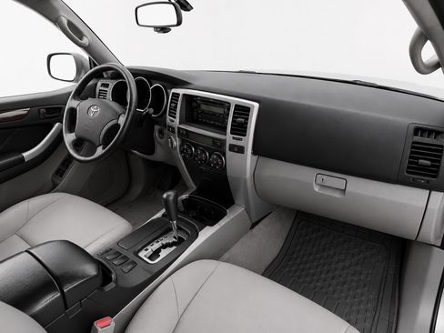 Used 2006 Toyota 4Runner Limited AWD/4WD image 5