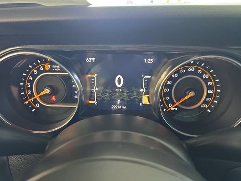 Used 2022 Jeep Gladiator Sport AWD/4WD image 17