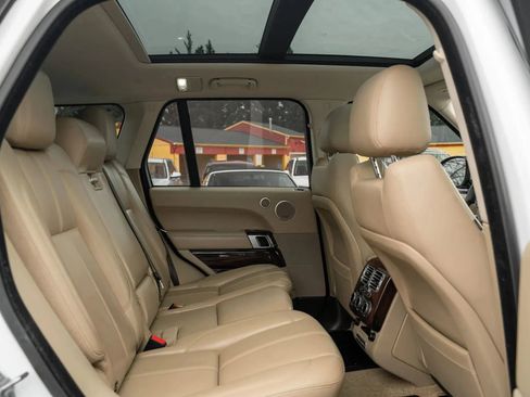Used 2016 Land Rover Range Rover image 11