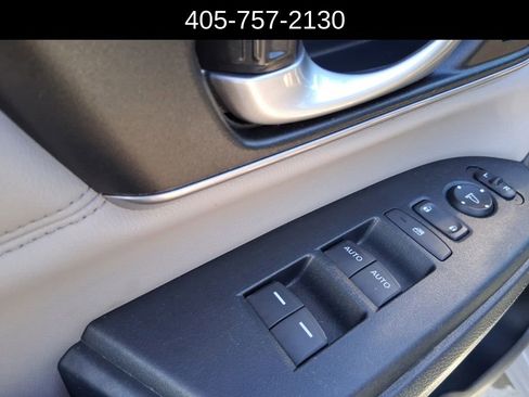 Used 2017 Honda CR-V EX-L image 18