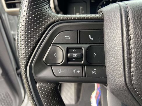 Used 2025 Toyota Tacoma SR5 RWD image 32