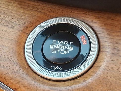 Used 2024 Jeep Grand Cherokee L Summit image 25