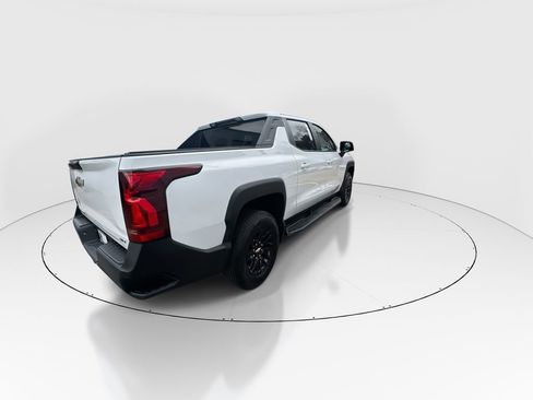 Used 2024 Chevrolet Silverado EV W/T image 8