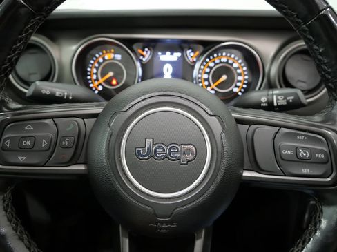 Used 2022 Jeep Wrangler Unlimited Sport AWD/4WD image 16