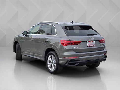 New 2025 Audi Q3 2.0T Premium Plus image 4