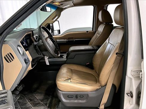 Used 2011 Ford F250 Lariat w/ Lariat Interior Pkg AWD/4WD image 15