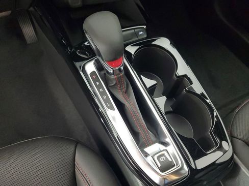 New 2026 Chevrolet Trax RS w/ Sunroof Package image 18