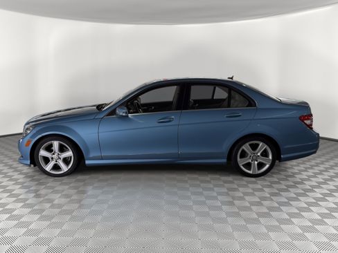 Used 2011 Mercedes-Benz C 300 Sedan image 2