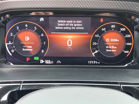 Certified 2025 Volkswagen Atlas Peak Edition SE AWD/4WD image 10