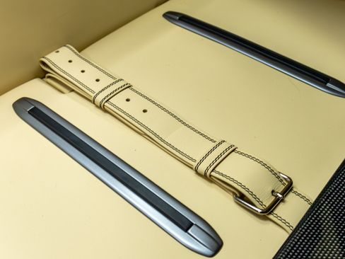 Used 2018 Ferrari 812 Superfast image 38