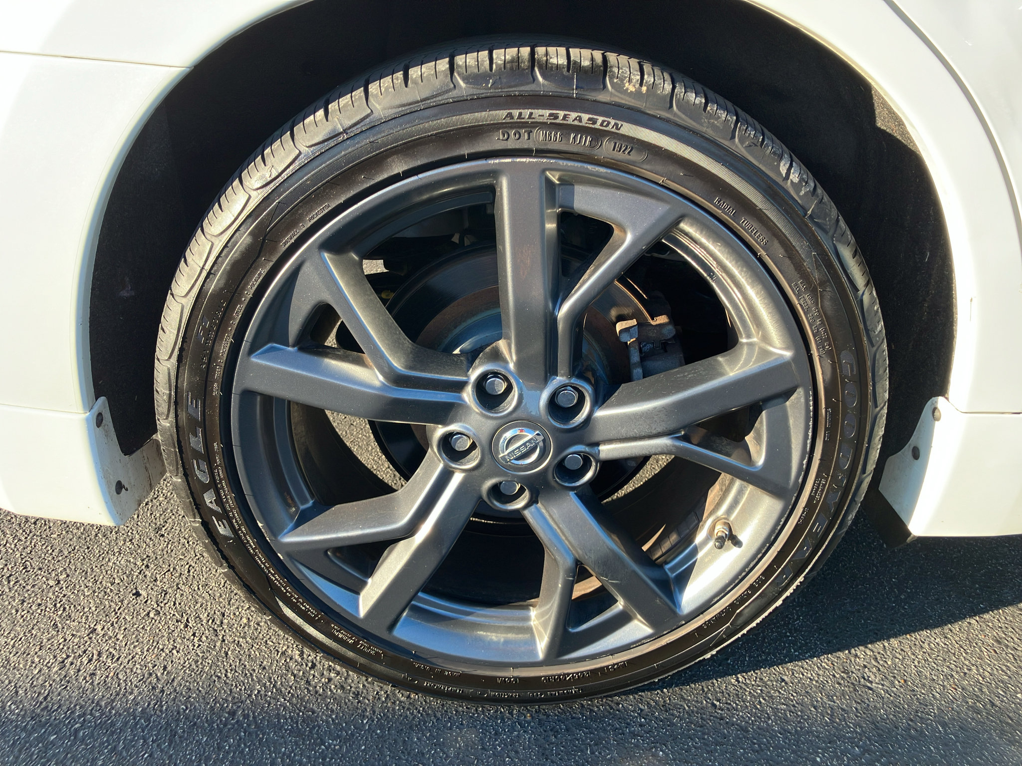 Used 2014 Nissan Maxima 3.5 SV w/ Sport Package FWD image 9