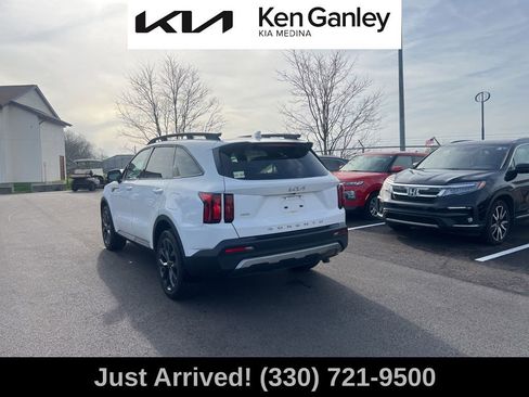 Certified 2022 Kia Sorento X-Line EX AWD/4WD image 7