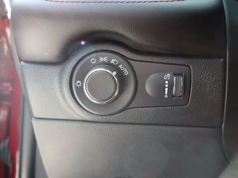 Used 2024 Dodge Durango GT RWD image 42