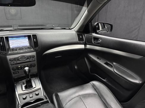 Used 2011 INFINITI G37 x Sedan w/ Premium Pkg image 34