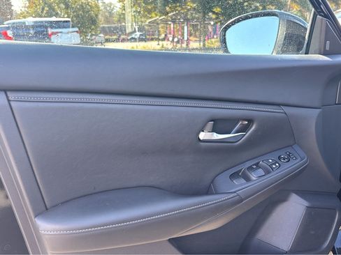 Used 2025 Nissan Sentra SV w/ All-Weather Package image 17