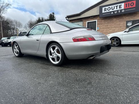 Used 2001 Porsche 911 Carrera 4 image 17