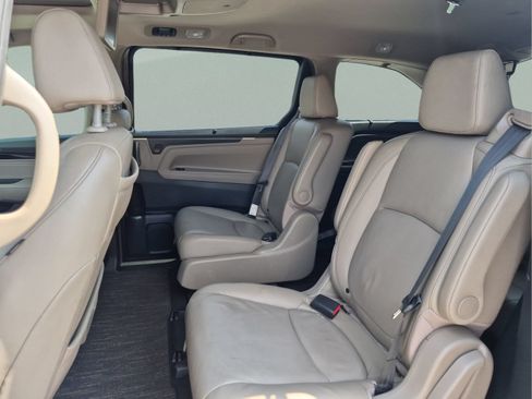 Certified 2021 Honda Odyssey Touring image 16