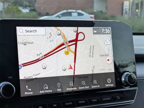 Used 2024 Mitsubishi Outlander SEL image 23