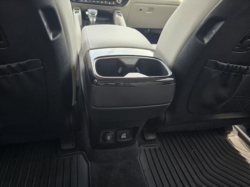 Used 2023 Kia Telluride SX Prestige AWD/4WD image 24