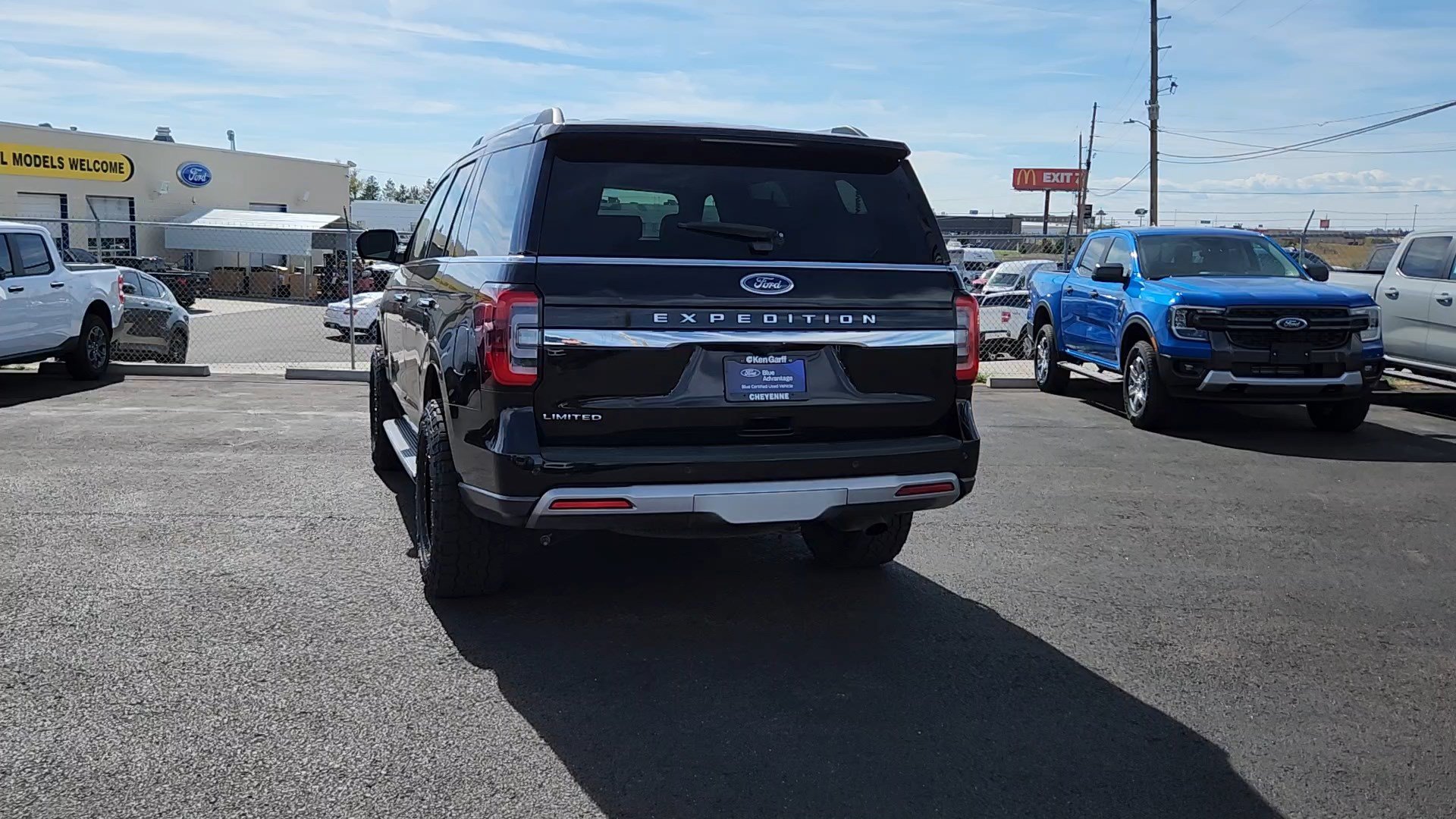 Certified 2022 Ford Expedition Limited AWD/4WD image 4