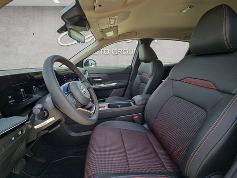 New 2026 Nissan Kicks SR FWD image 19