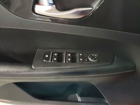 Used 2019 Kia Forte S w/ S Premium Package image 16