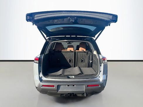 New 2026 Nissan Pathfinder Platinum image 28