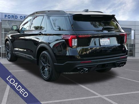 Used 2025 Ford Explorer ST image 7
