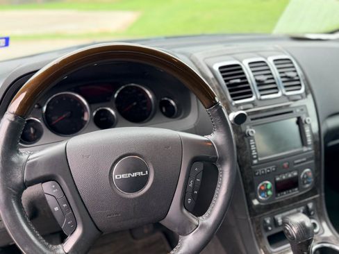 Used 2012 GMC Acadia Denali FWD image 13