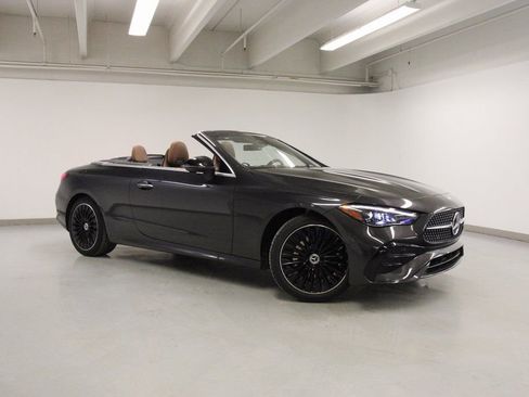 New 2026 Mercedes-Benz CLE 300 4MATIC Cabriolet image 4